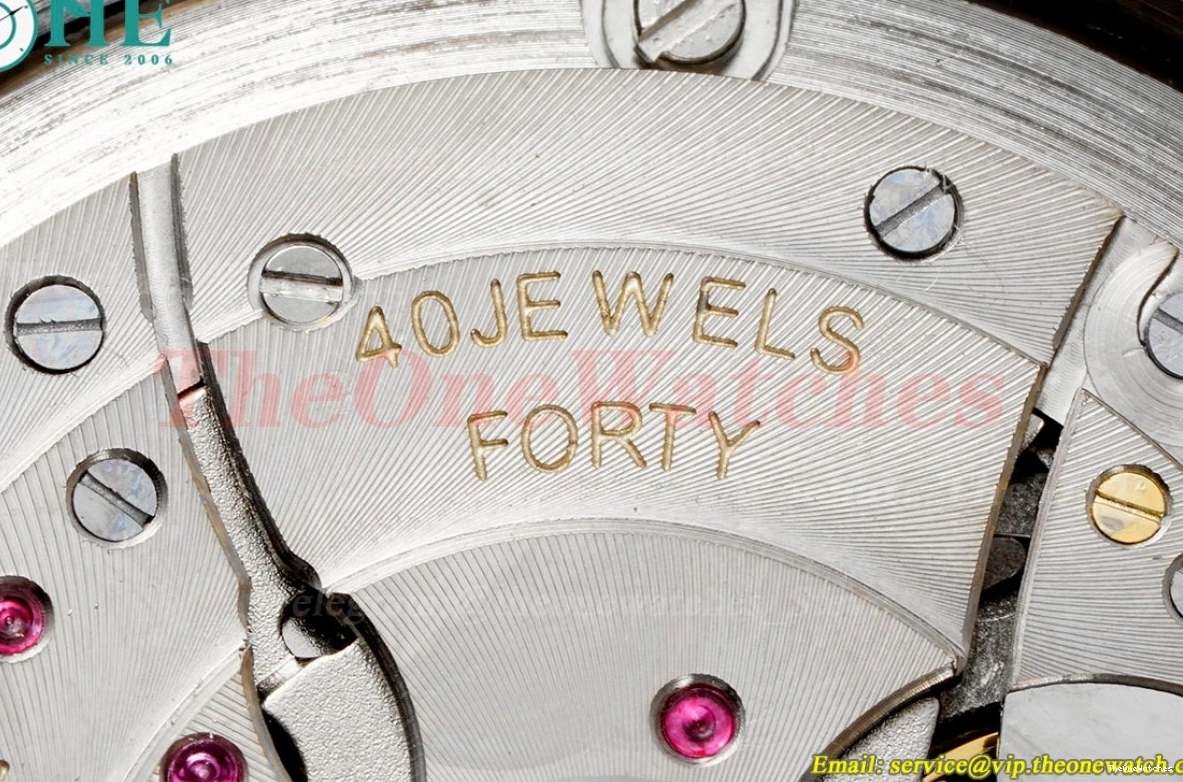 Oyster 326933 FNF YG SS Stk SkyDweller A9001 42mm White 1220